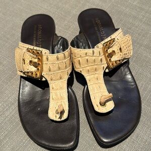 Donald Pliner size 7 sandals
